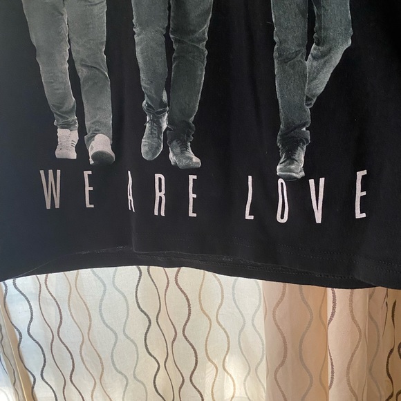 IL Volo Graphic Tour T-Shirt - Picture 3 of 7